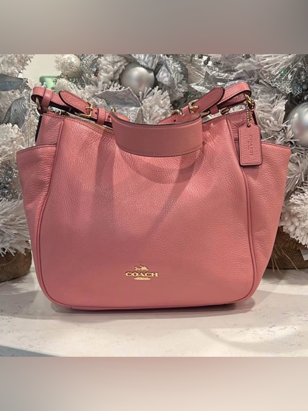 COACH Pink Pebbled Leather Shoulder Bag with Gold Hardware LIKE NEW